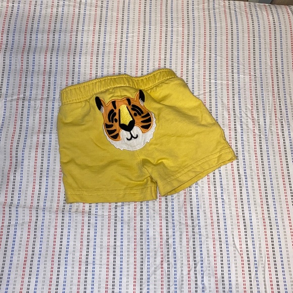 Baby Boy shorts 6-9 Months - Picture 10 of 13